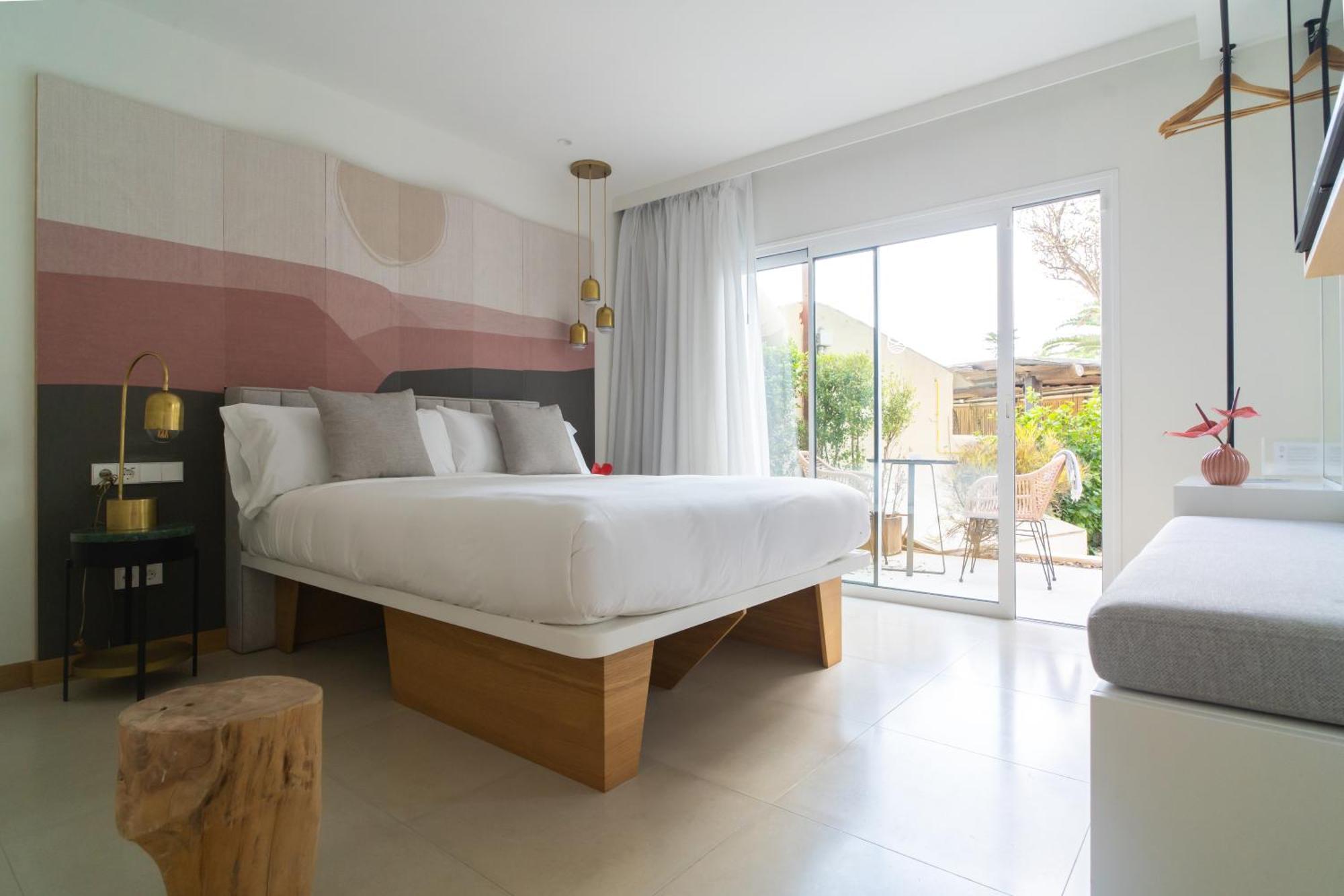 Boutique Apartments Marsol Ibiza ซานตาเอวเลเรียเดสริว ภายนอก รูปภาพ